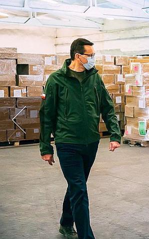 [VIDEO] Premier: W walce z koronawirusem ściągamy sprzęt z całego świata i uruchamiamy produkcję krajową