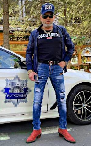 [VIDEO] Kim jest sprawca włamania uchwycony na kamerze monitoringu? - konferencja Biura Rutkowski 4 sierpnia o godzinie 12:00 w Wyszkowie