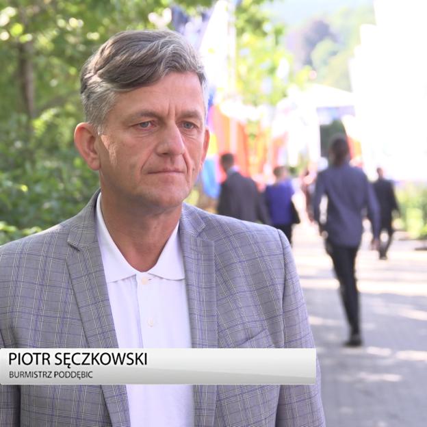 [VIDEO] Wody geotermalne napędzają rozwój jednej z łódzkich gmin. Przyciągają tu turystów i inwestorów